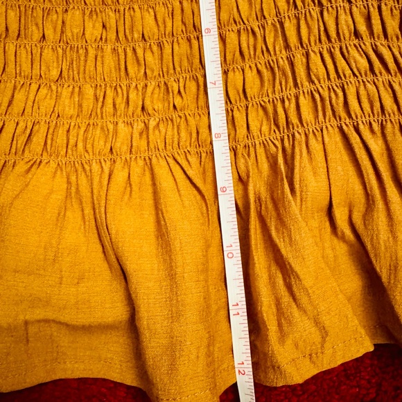 A.PEACH Mustard Ruffle Blouse Size SMALL NWT - Picture 4 of 9